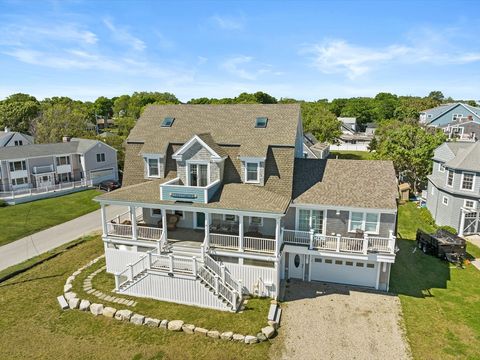 33 Oceanside Dr Scituate MA 02066