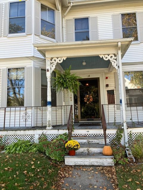 Photo of 14 Brewster St #1, Plymouth, MA 02360 (MLS # 73461341)
