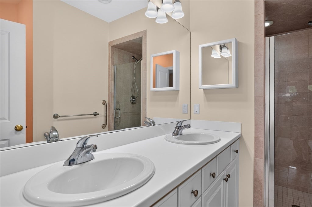 4 Hastings Rd #4, Hudson, MA, 4 Hastings Rd #4, Hudson, MA Photo #20
