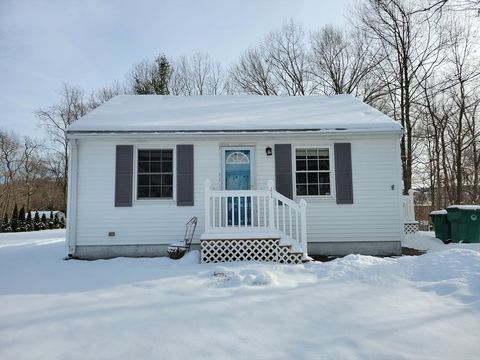 Photo of 41 Almount Rd #1, Fitchburg, MA 01420 (MLS # 73467014)