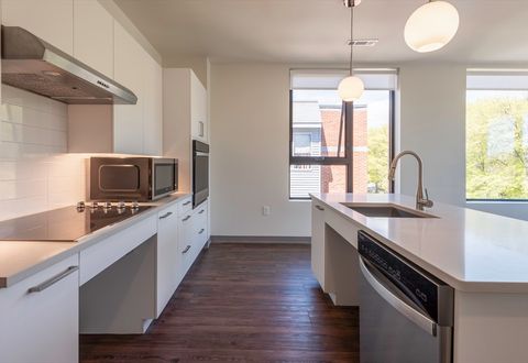 166 Main St 402 Watertown MA 02472