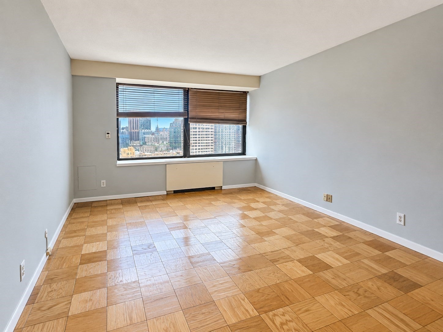 65 E India Row 29H