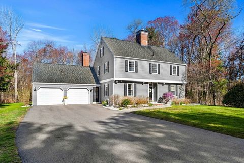 Photo of 5 Aspen Circle, Andover, MA 01810 (MLS # 73512888)