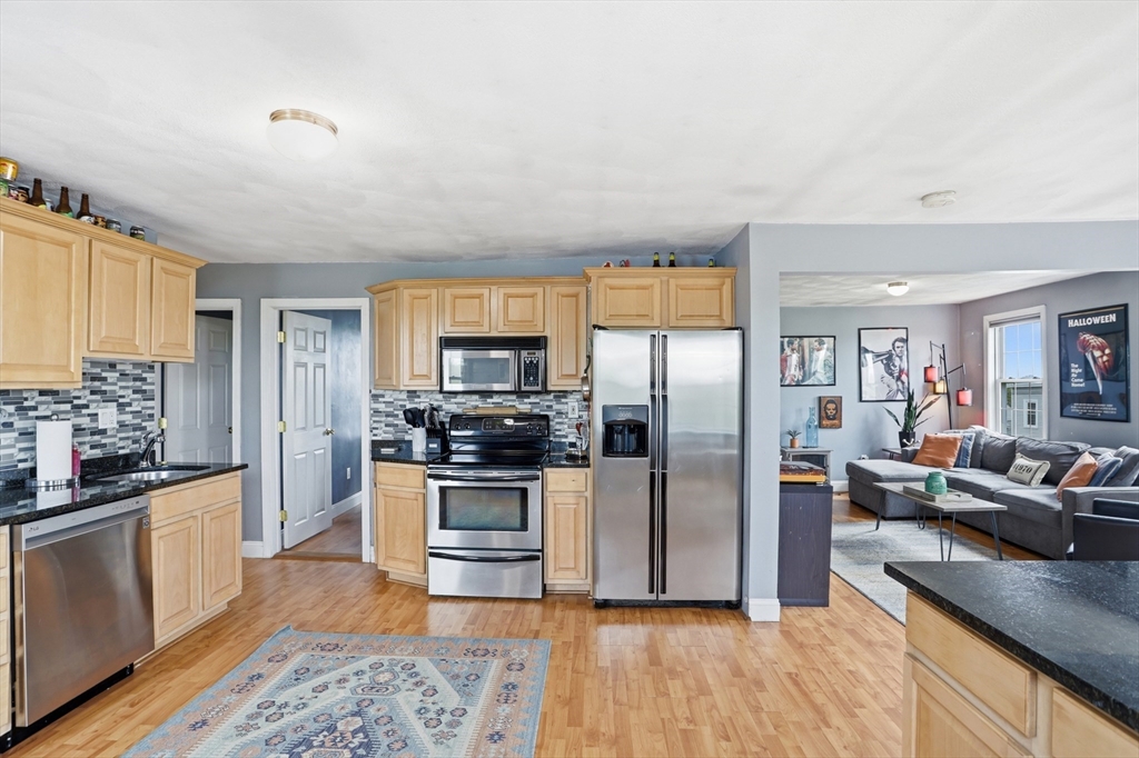 272 Jefferson AVE #5, Salem, MA Photo #15