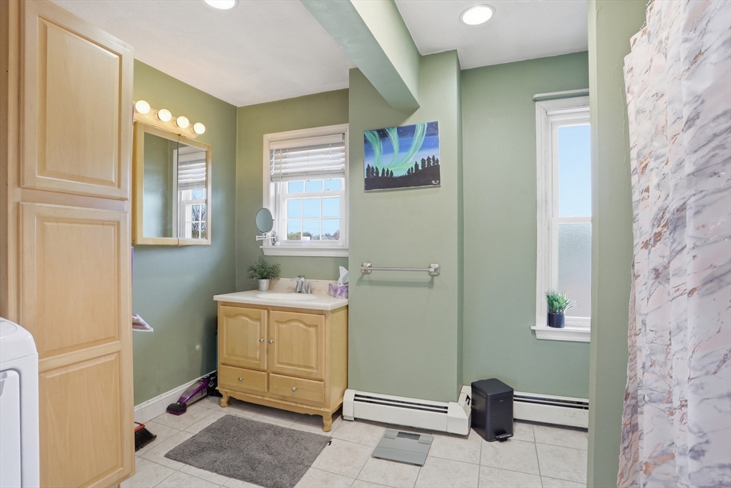 272 Jefferson AVE #5, Salem, MA Photo #23