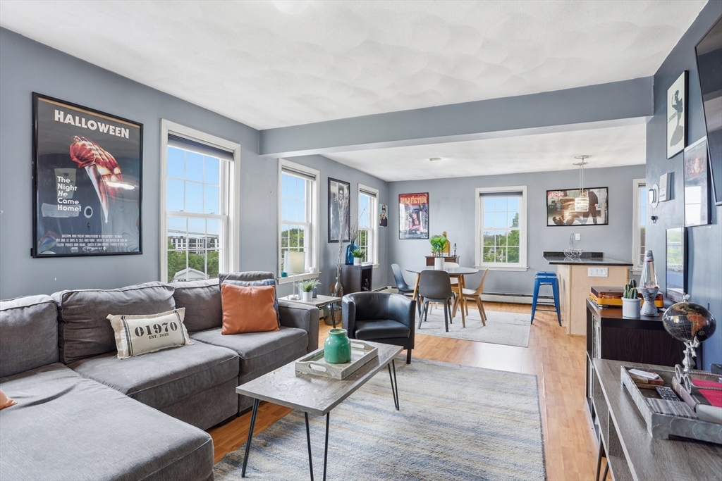 272 Jefferson AVE #5, Salem, MA Photo #2