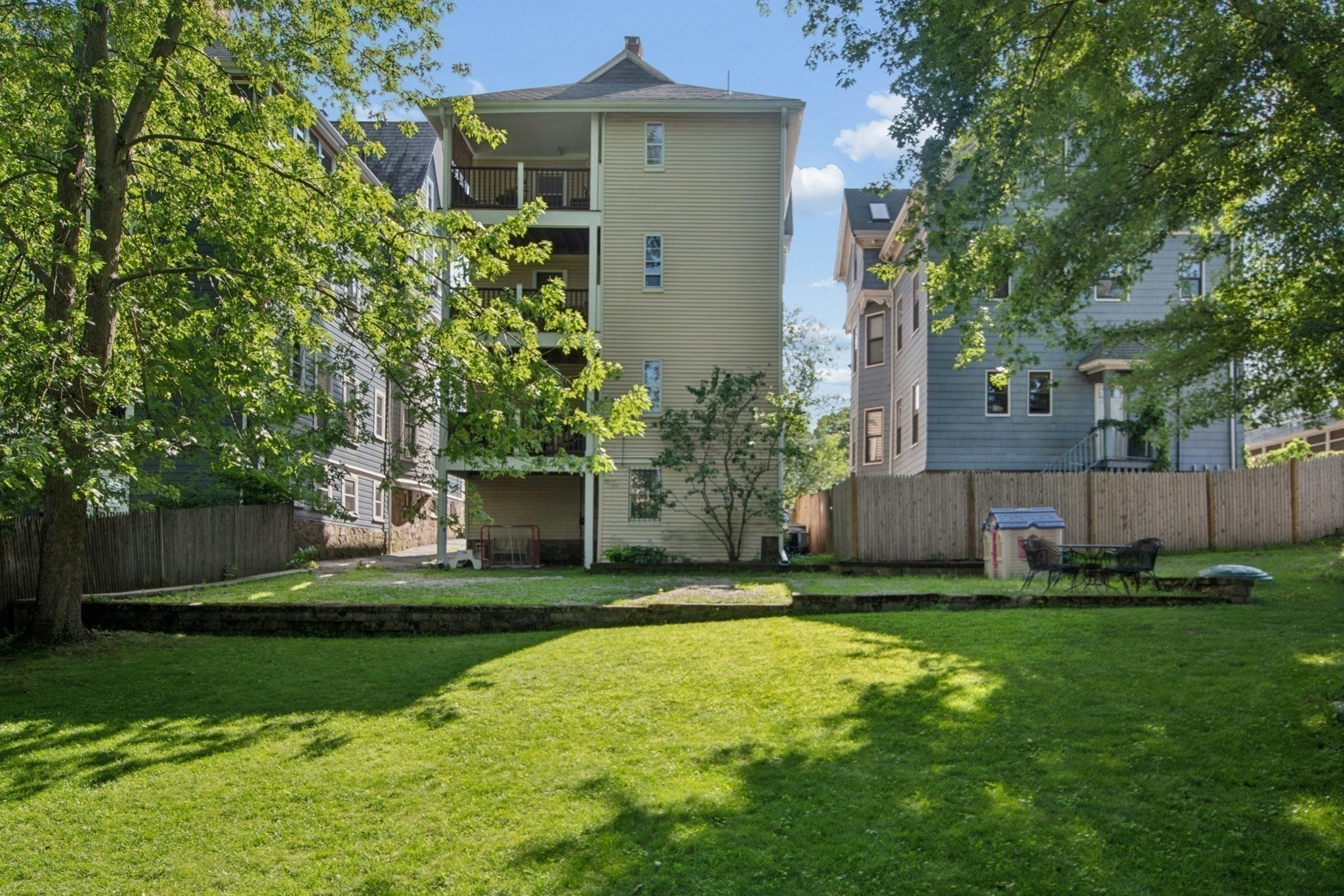42 Wyman St #3, Boston, MA Photo #31