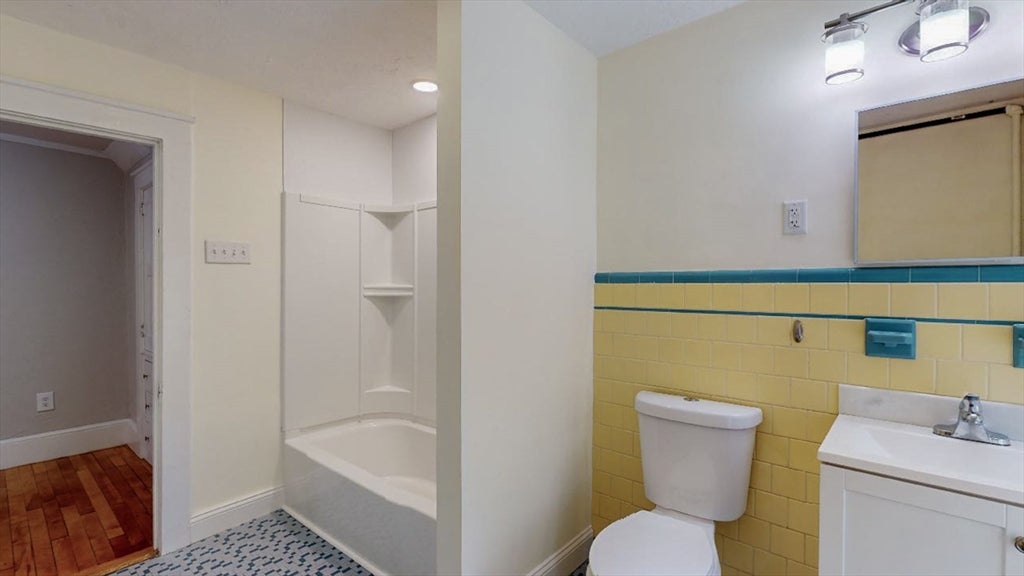 54 Beeching St #Left, Worcester, MA, 54 Beeching St #Left, Worcester, MA Photo #21