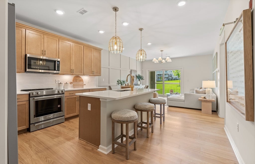 399 Neponset ST #402, Canton, MA, 399 Neponset ST #402, Canton, MA Photo #6