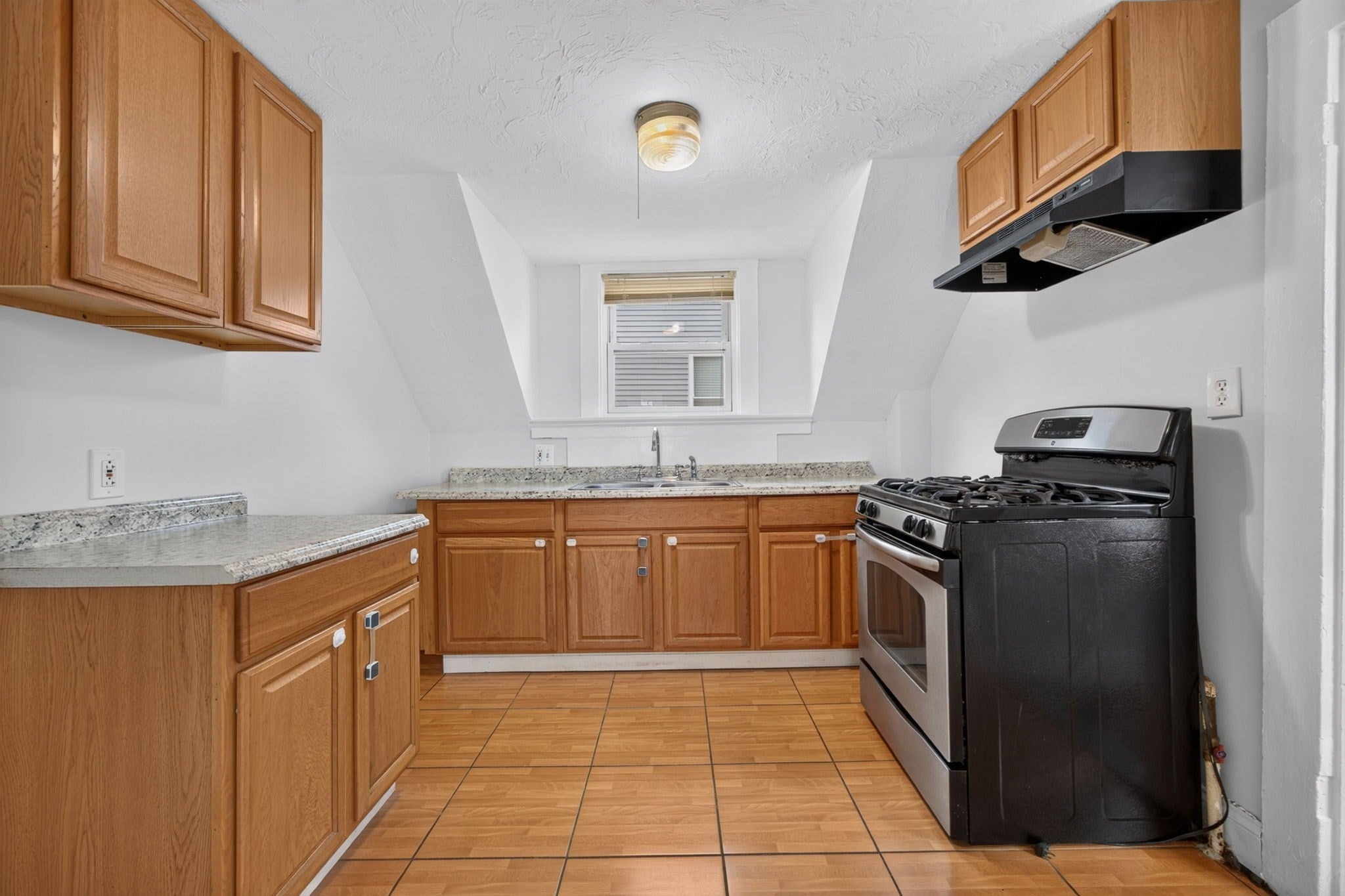 48 Breed St, Lynn, MA, 48 Breed St, Lynn, MA Photo #18