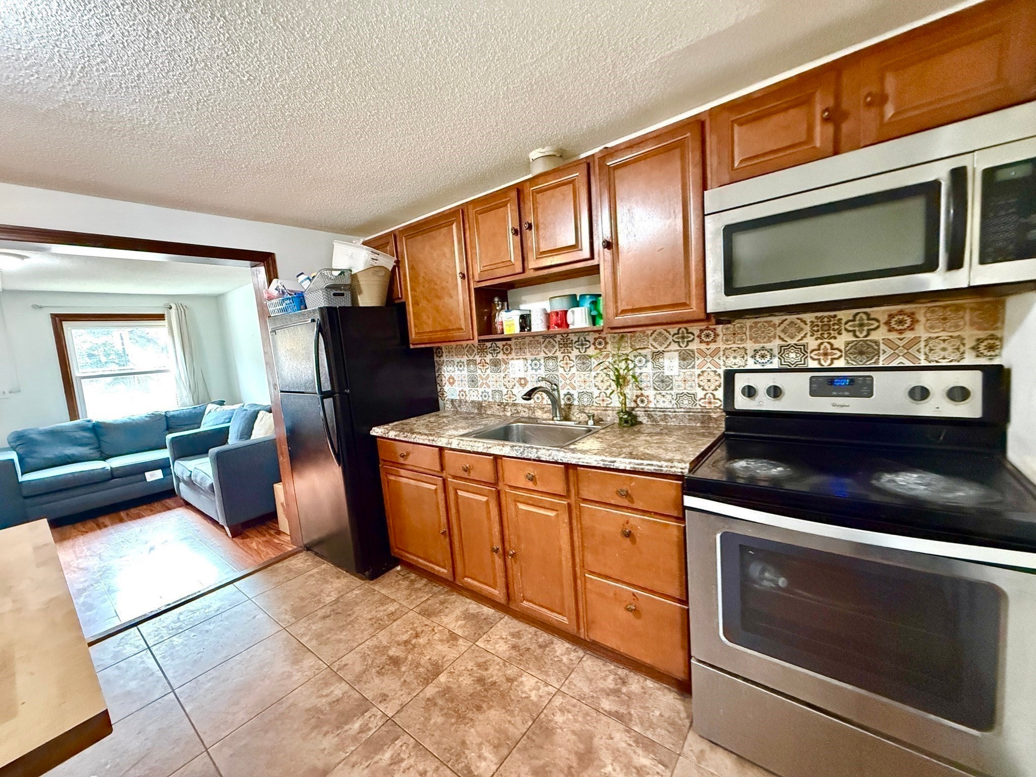 67 Everard St, Worcester, MA Photo #9