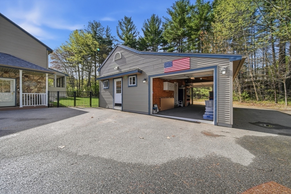 26 Mayflower Drive, Litchfield, NH, 26 Mayflower Drive, Litchfield, NH Photo #38