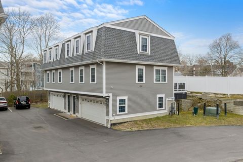 Photo of 113 Elm Street #D, Quincy, MA 02169 (MLS # 73506117)