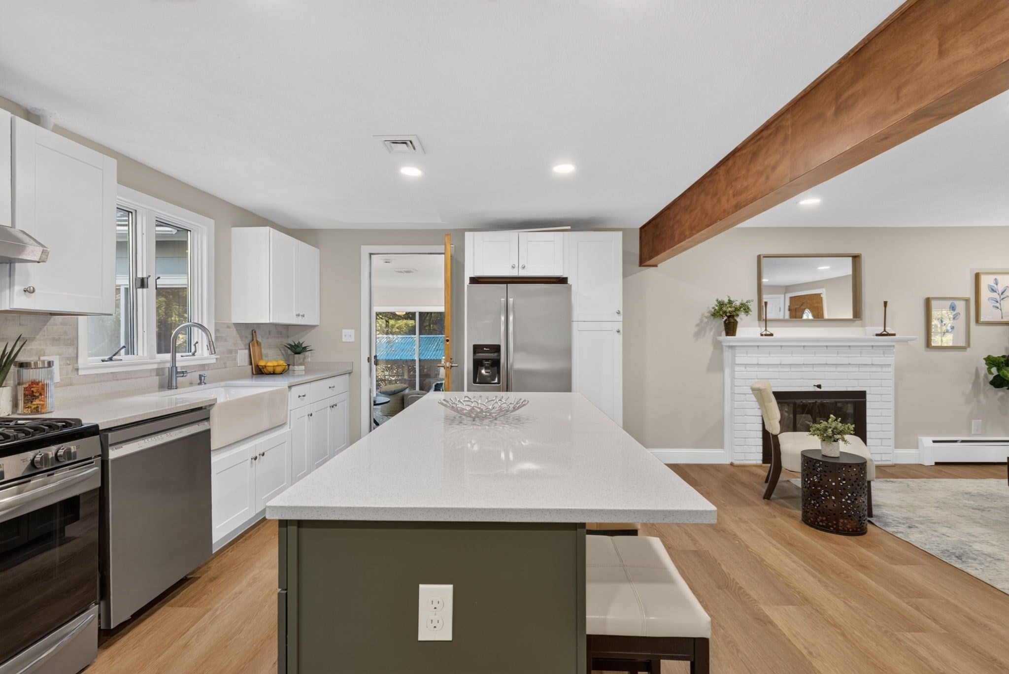 316 Old Westford Rd