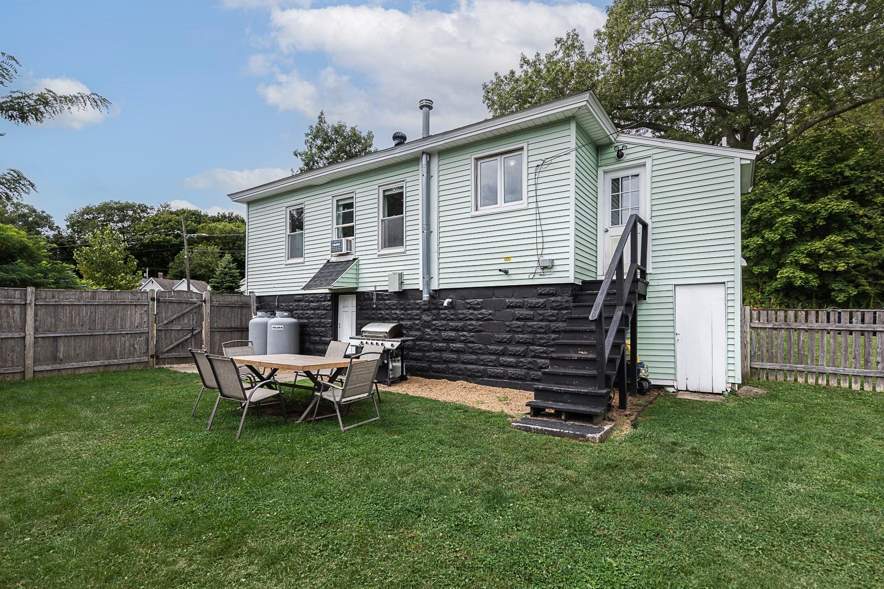 75 Perkins Ave, Hamilton, MA, 75 Perkins Ave, Hamilton, MA Photo #28
