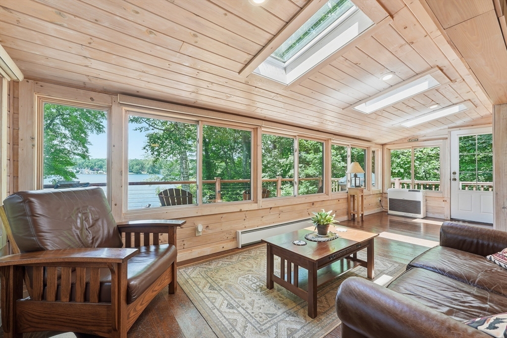 65 Laurel Hill Rd.