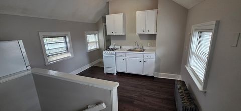 Photo of 8A Herbert St #3, Salem, MA 01970 (MLS # 73448561)