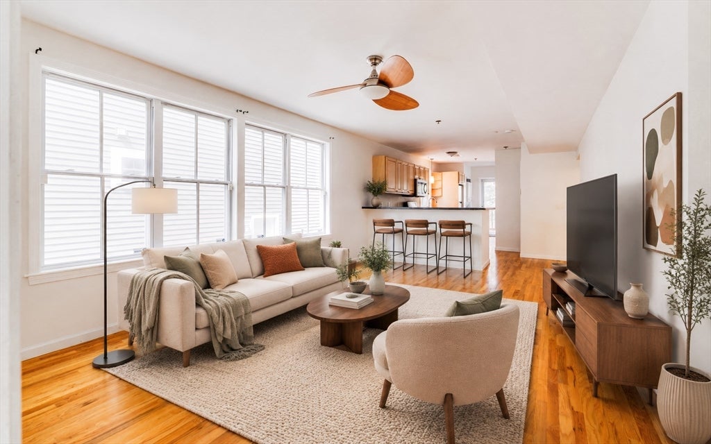 28 Forbes St 1