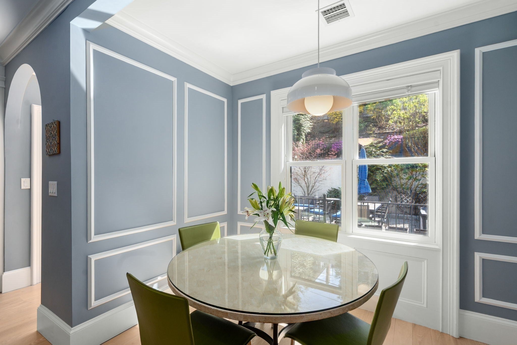 90 Columbia U90, Brookline MA 02446