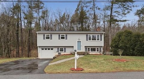 8 Stoneybrook Drive Sturbridge MA 01566