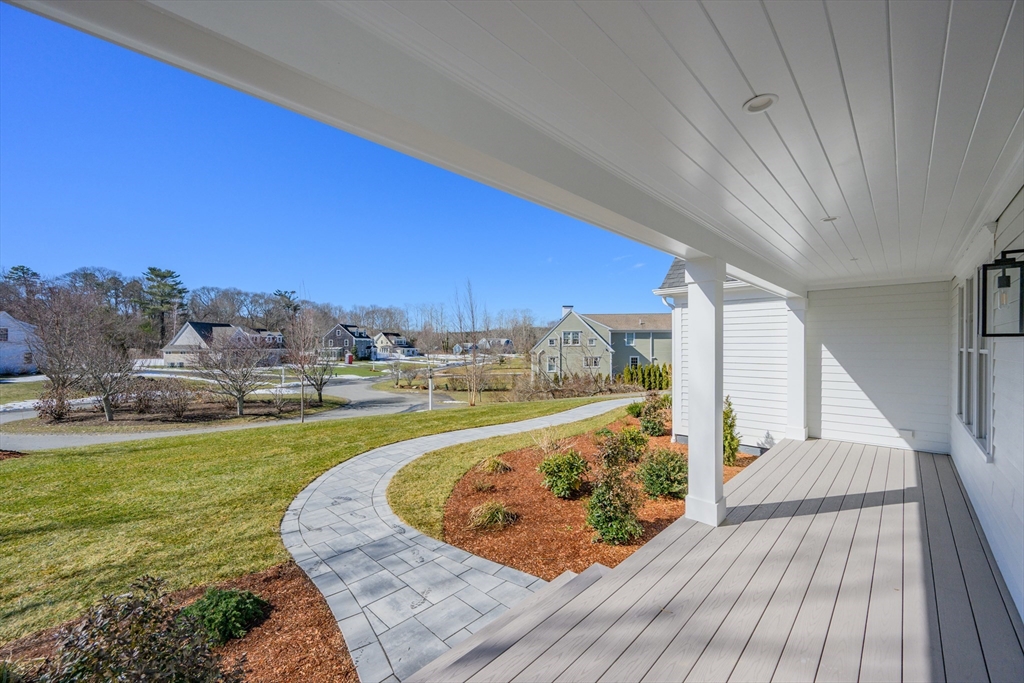 21 Seneca Lane