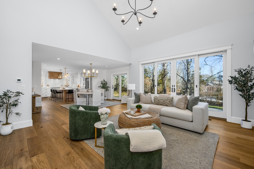 21 Seneca Lane