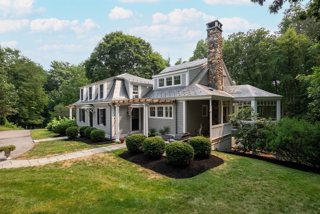 32 Intervale Rd