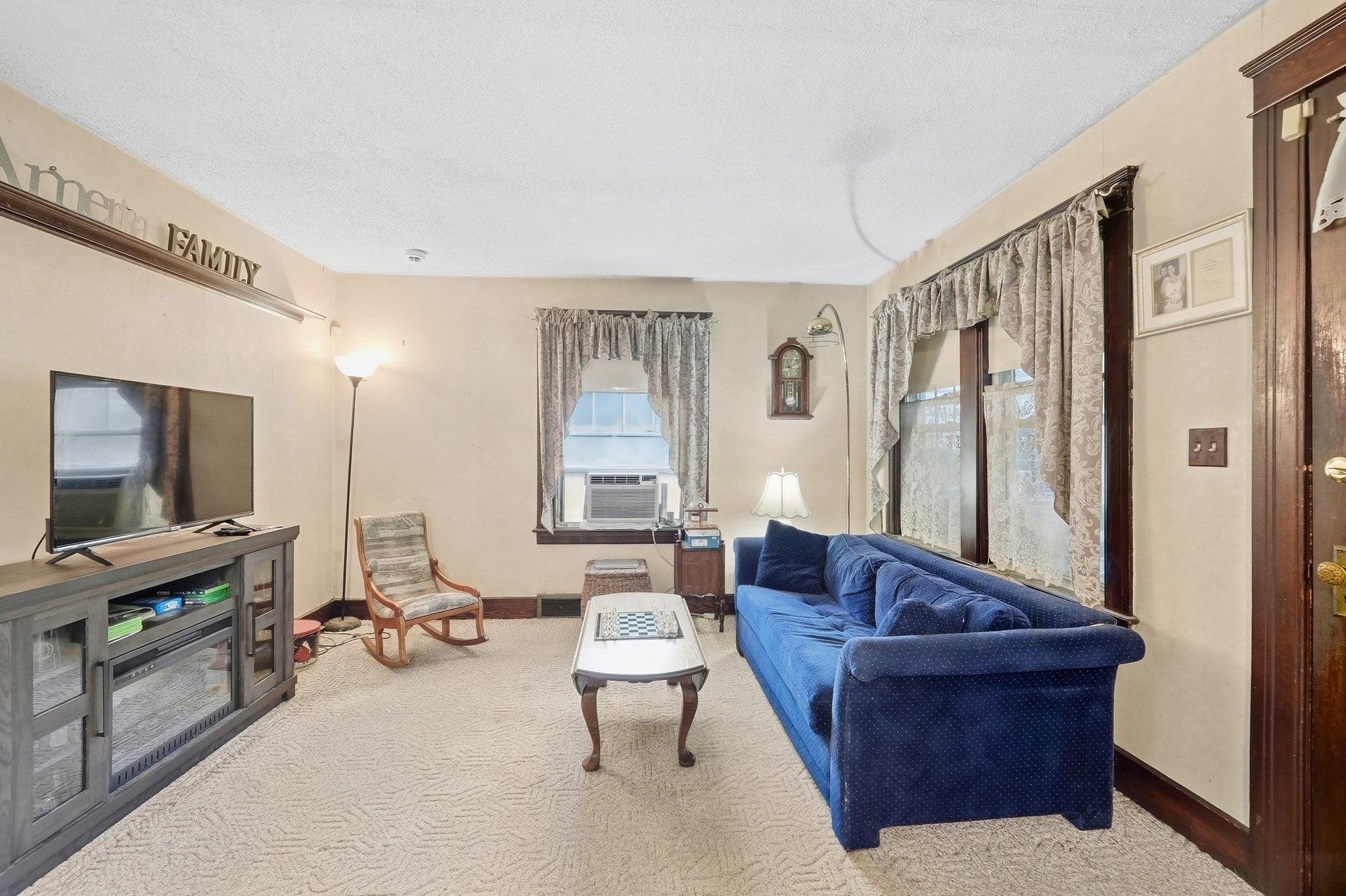 55 Clover St, Worcester, MA, 55 Clover St, Worcester, MA Photo #13