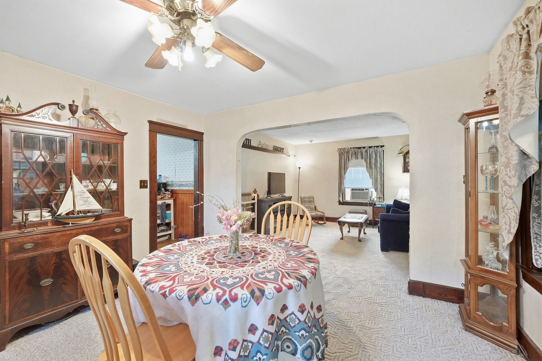 55 Clover St, Worcester, MA, 55 Clover St, Worcester, MA Photo #12