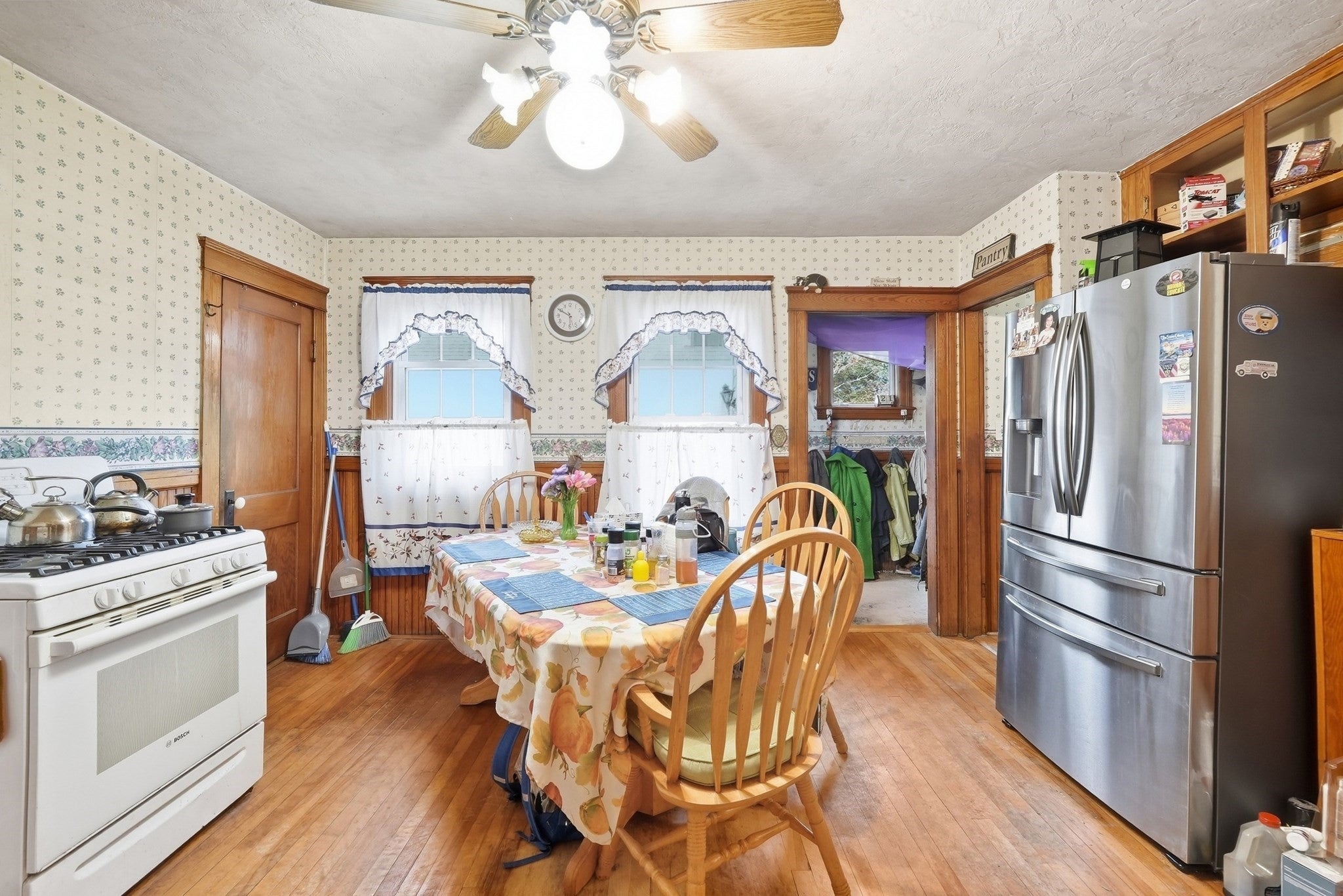 55 Clover St, Worcester, MA, 55 Clover St, Worcester, MA Photo #9