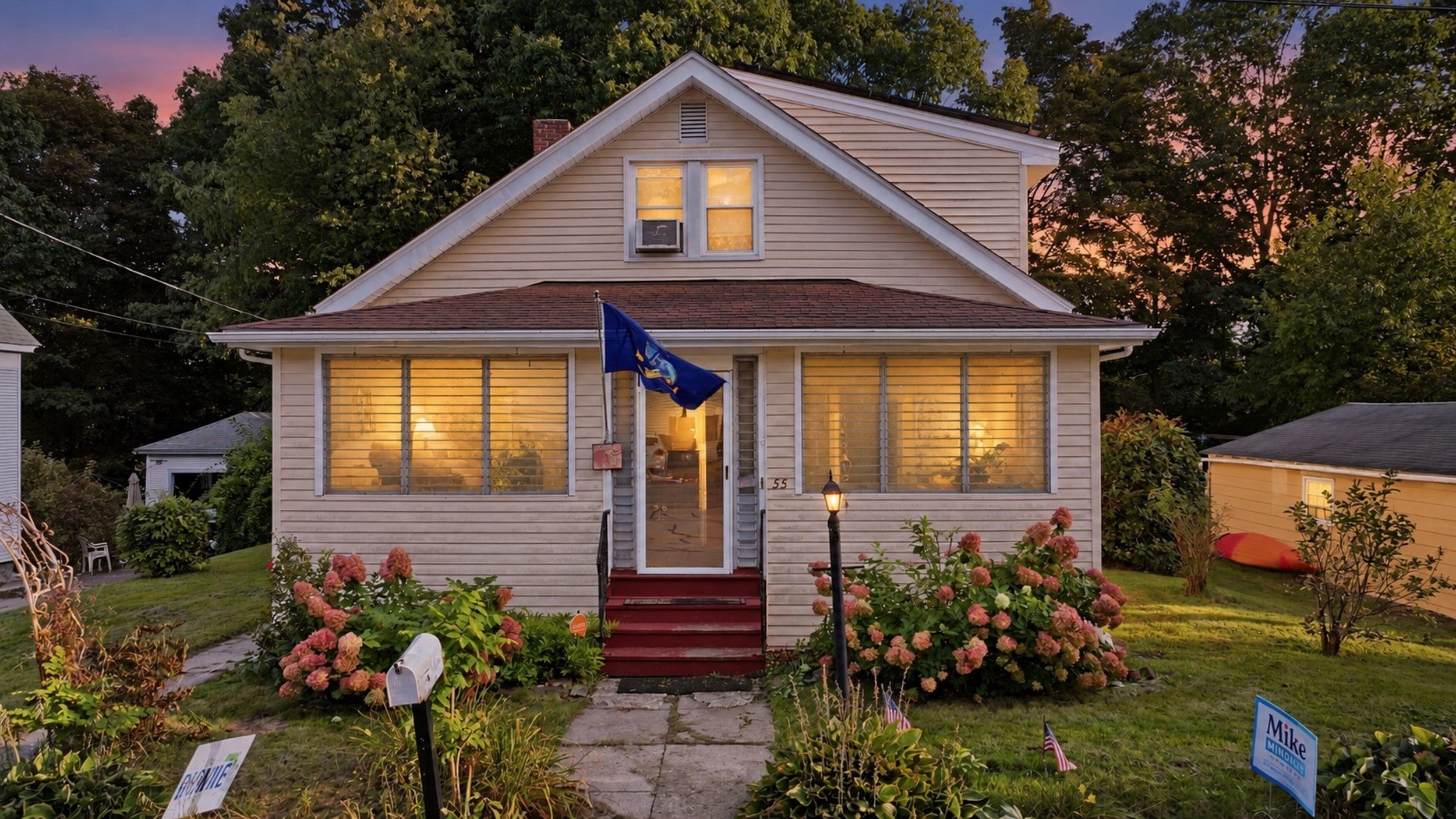 55 Clover St, Worcester, MA, 55 Clover St, Worcester, MA Photo #2
