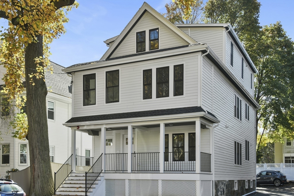 53 Walk Hill 3