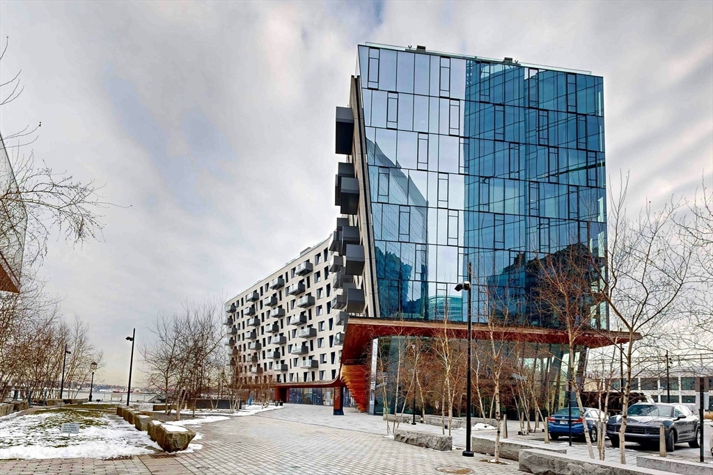 300 Pier 4 Blvd 6E