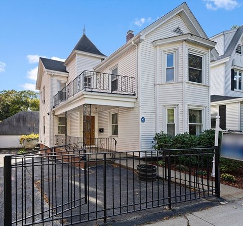 70 Highland Ave Somerville MA 02143