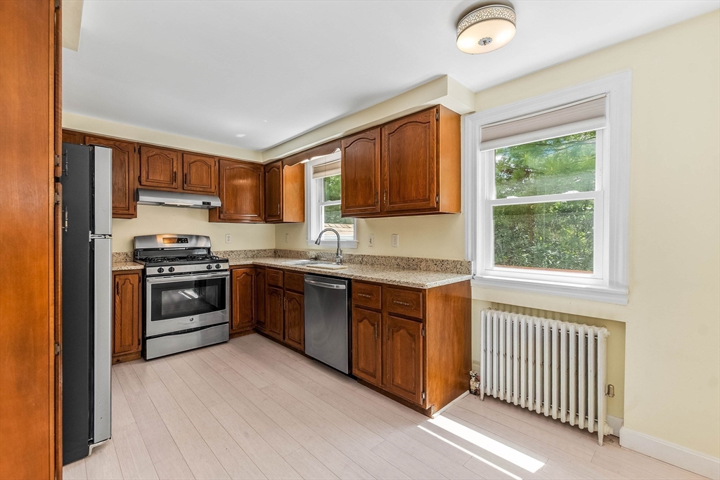 42 Stoughton Rd, Dedham, MA Photo #7