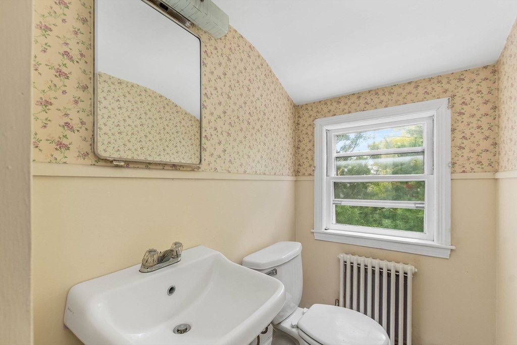 42 Stoughton Rd, Dedham, MA Photo #22