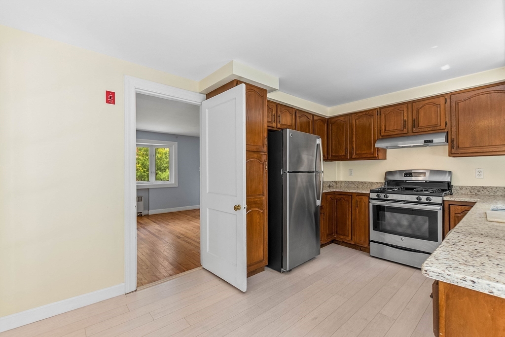 42 Stoughton Rd, Dedham, MA Photo #9