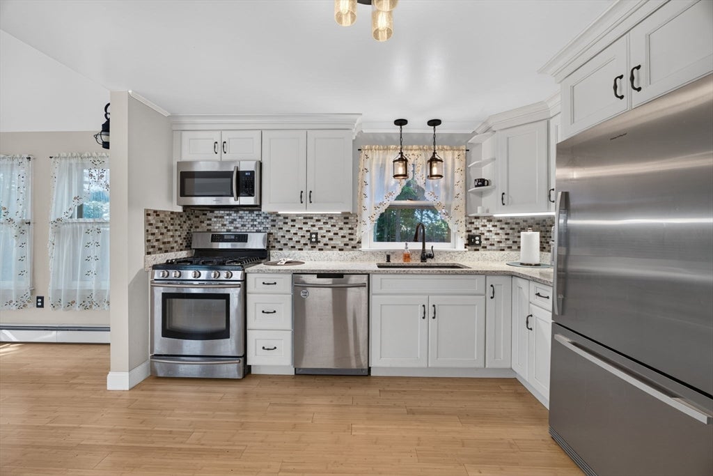 2 Hurley AVE, Dracut, MA, 2 Hurley AVE, Dracut, MA Photo #11
