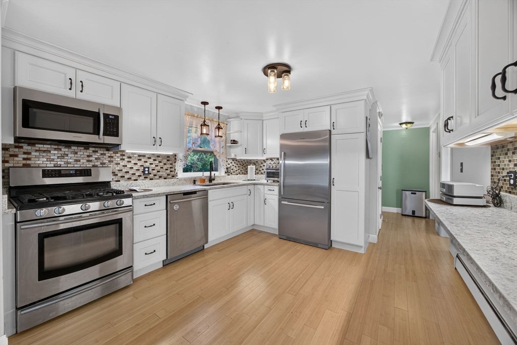 2 Hurley AVE, Dracut, MA, 2 Hurley AVE, Dracut, MA Photo #10