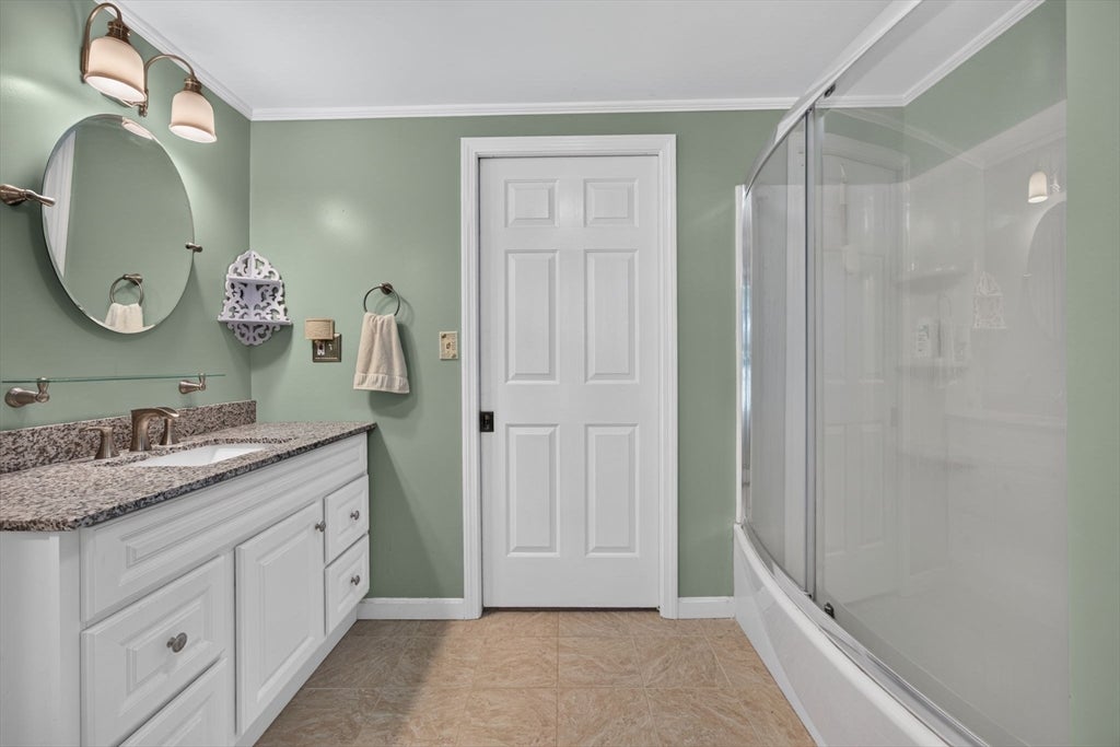 2 Hurley AVE, Dracut, MA, 2 Hurley AVE, Dracut, MA Photo #21