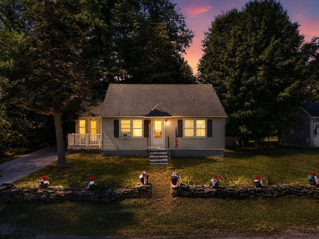 2 Hurley AVE, Dracut, MA, 2 Hurley AVE, Dracut, MA Photo #1