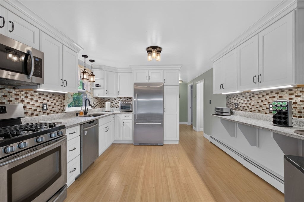 2 Hurley AVE, Dracut, MA, 2 Hurley AVE, Dracut, MA Photo #9
