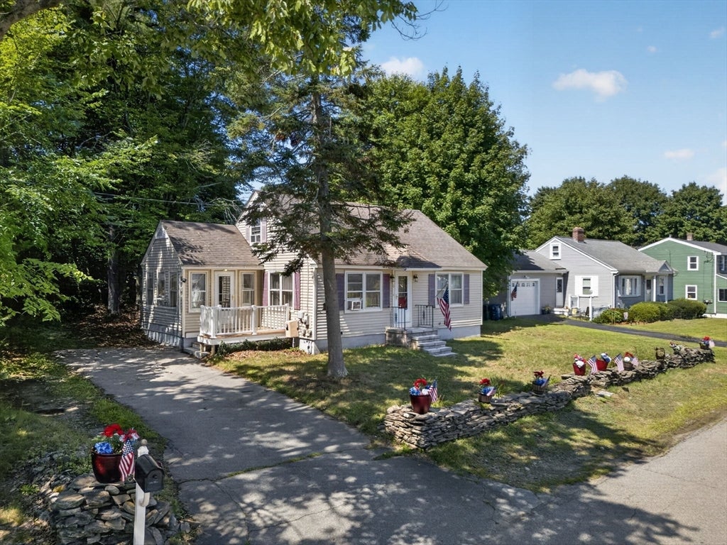 2 Hurley AVE, Dracut, MA, 2 Hurley AVE, Dracut, MA Photo #3