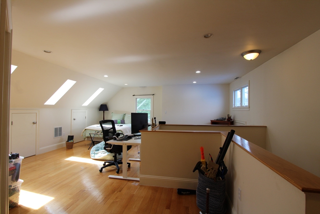 31-33 Florence St #31, Newton, MA, 31-33 Florence St #31, Newton, MA Photo #24