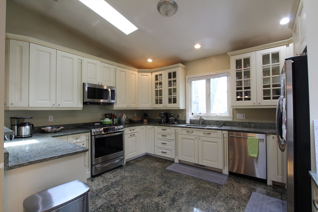 Photo of 31-33 Florence St, Newton, MA