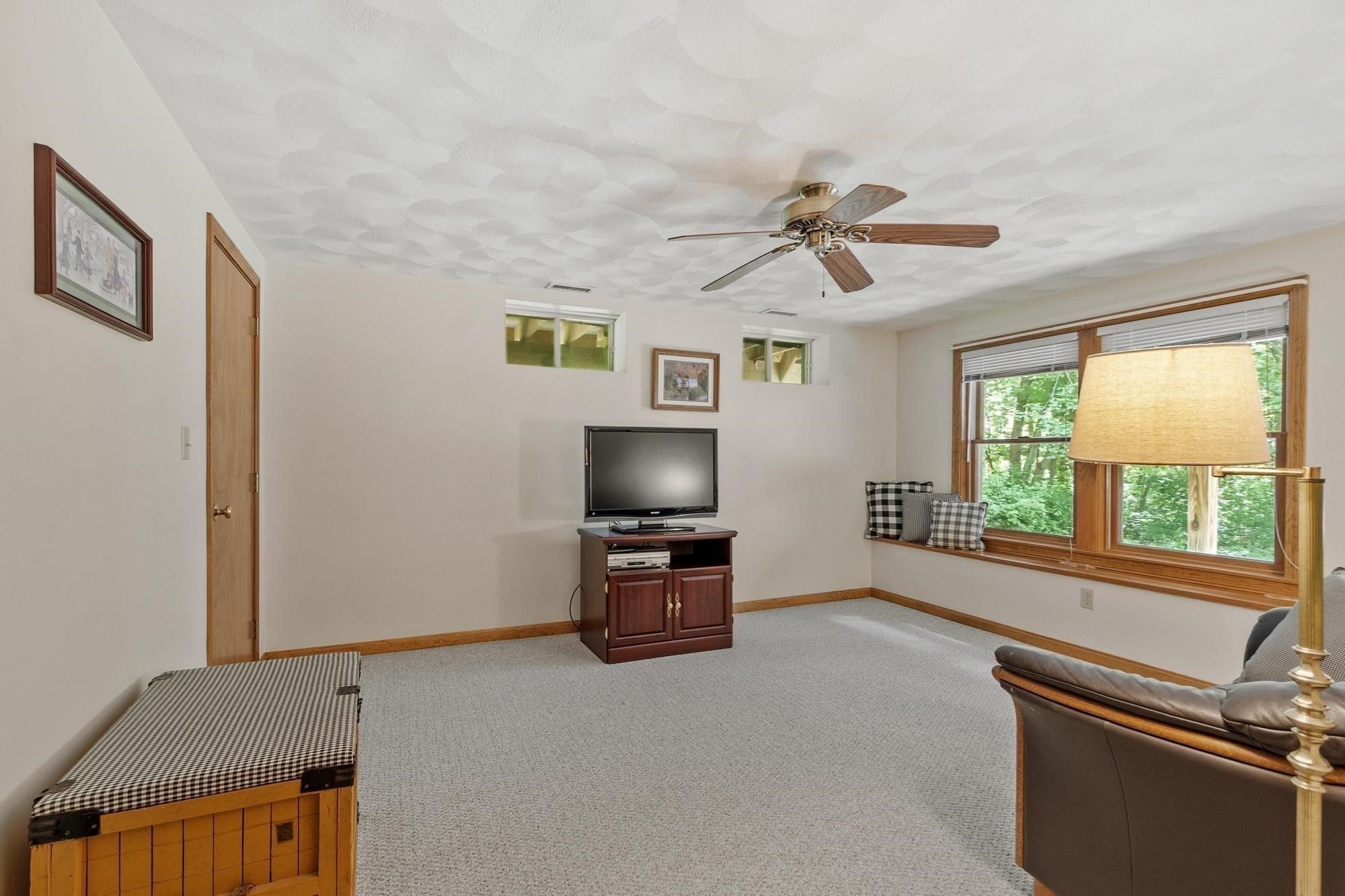 47 Sequoia Dr, Tyngsborough, MA, 47 Sequoia Dr, Tyngsborough, MA Photo #22