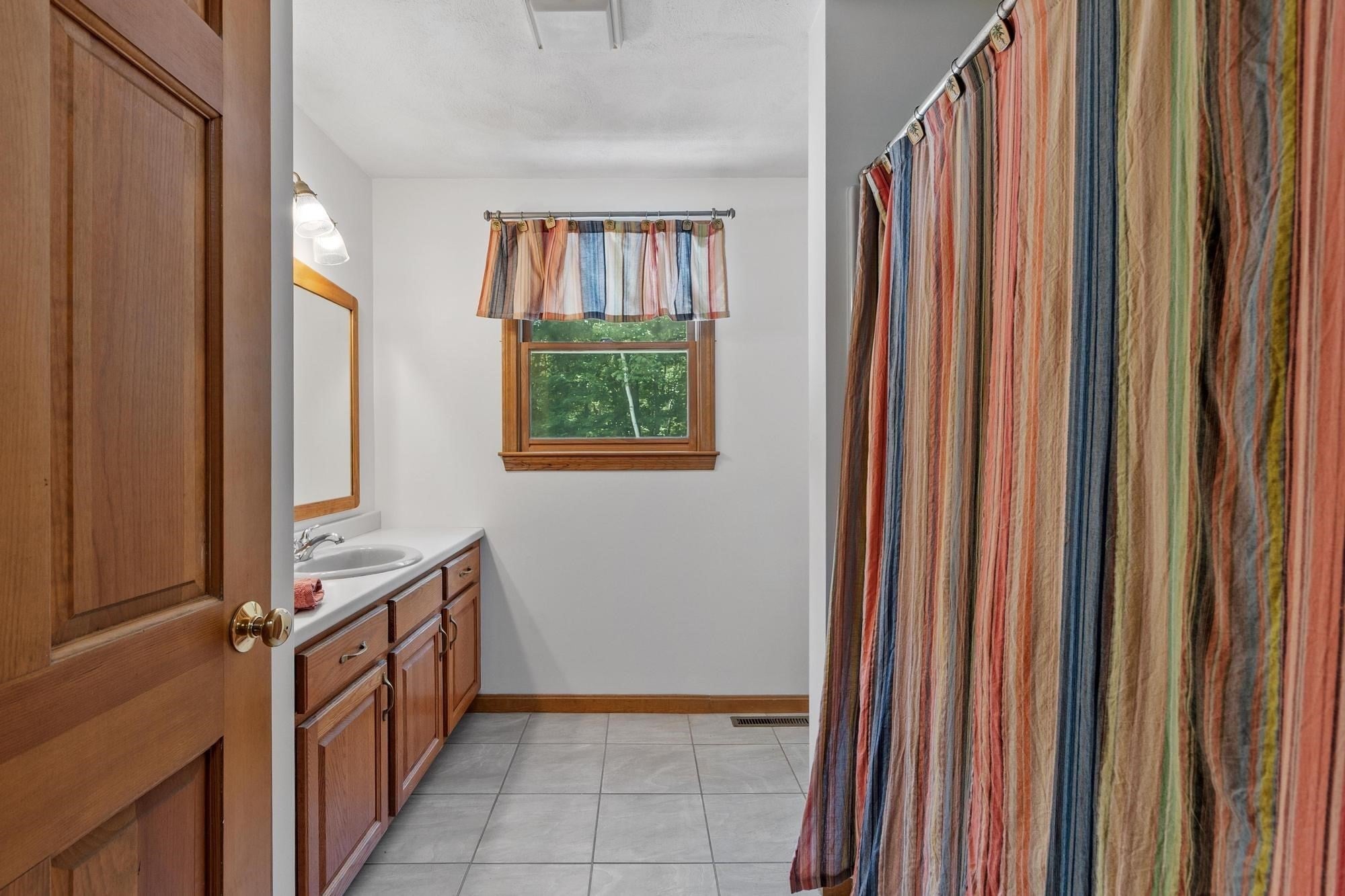 47 Sequoia Dr, Tyngsborough, MA, 47 Sequoia Dr, Tyngsborough, MA Photo #37