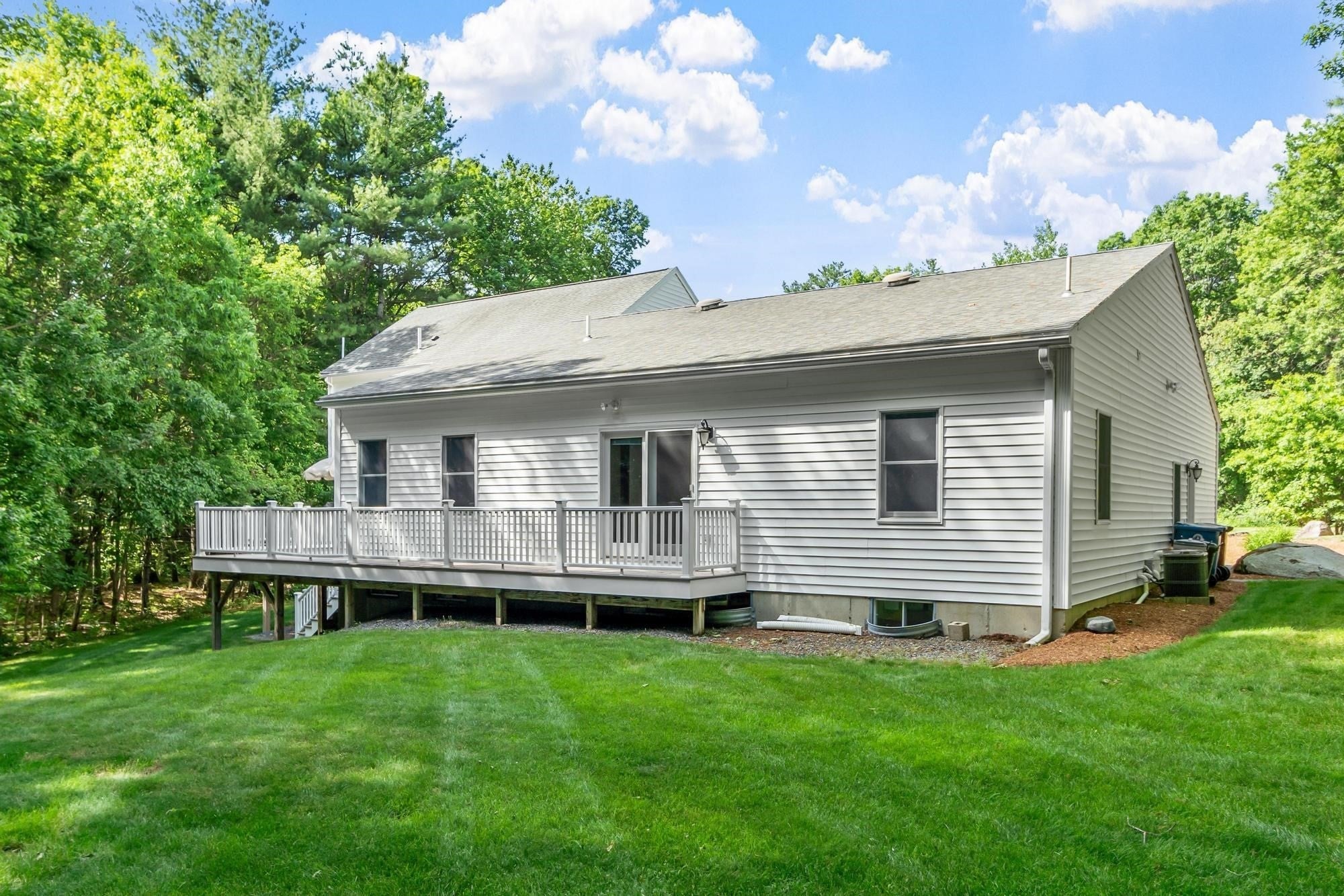47 Sequoia Dr, Tyngsborough, MA, 47 Sequoia Dr, Tyngsborough, MA Photo #6