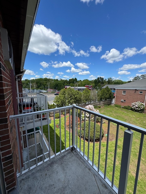 1186 Worcester Rd 231