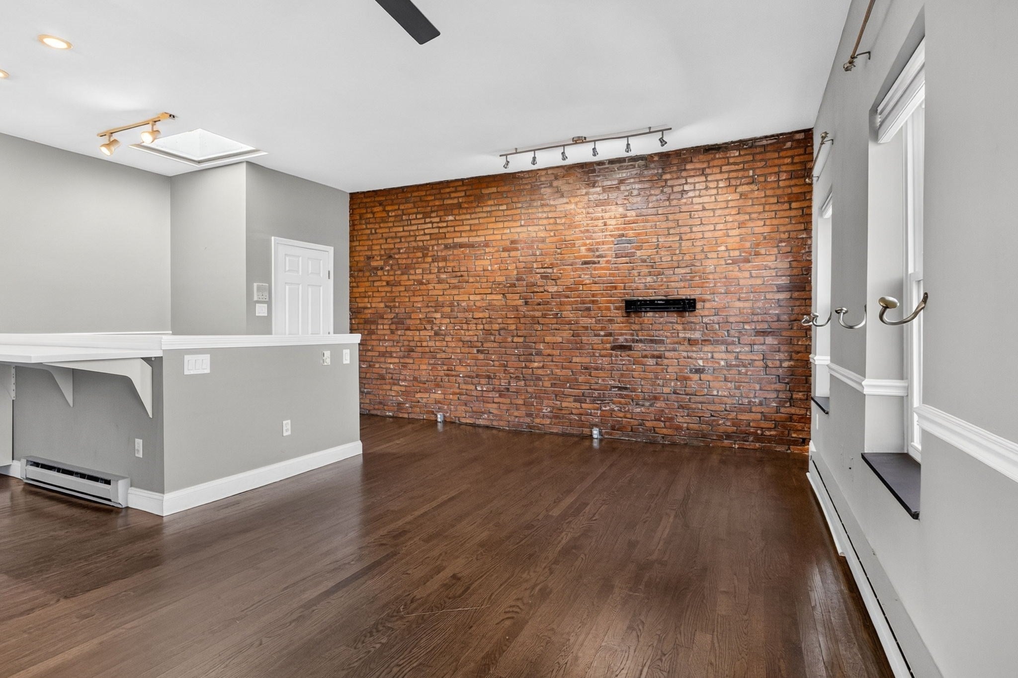 11 Medford St 3